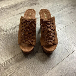 Michael Kors Westley Heels Size 10